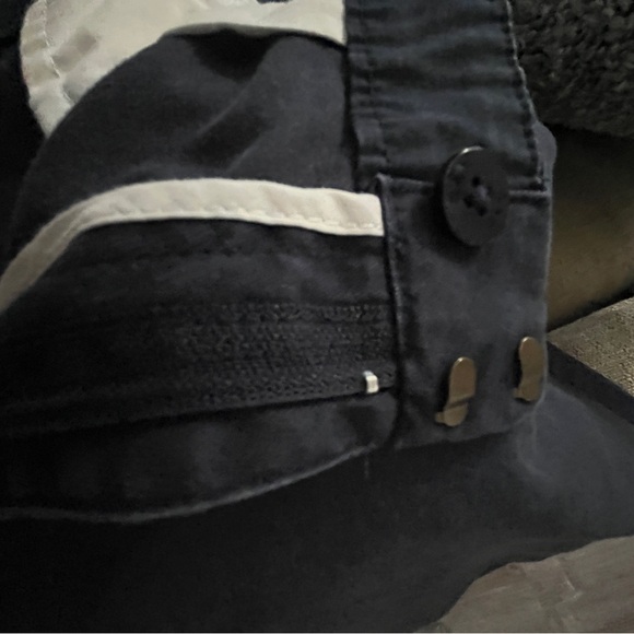 Gap Perfect Khaki Pants - Picture 6 of 8